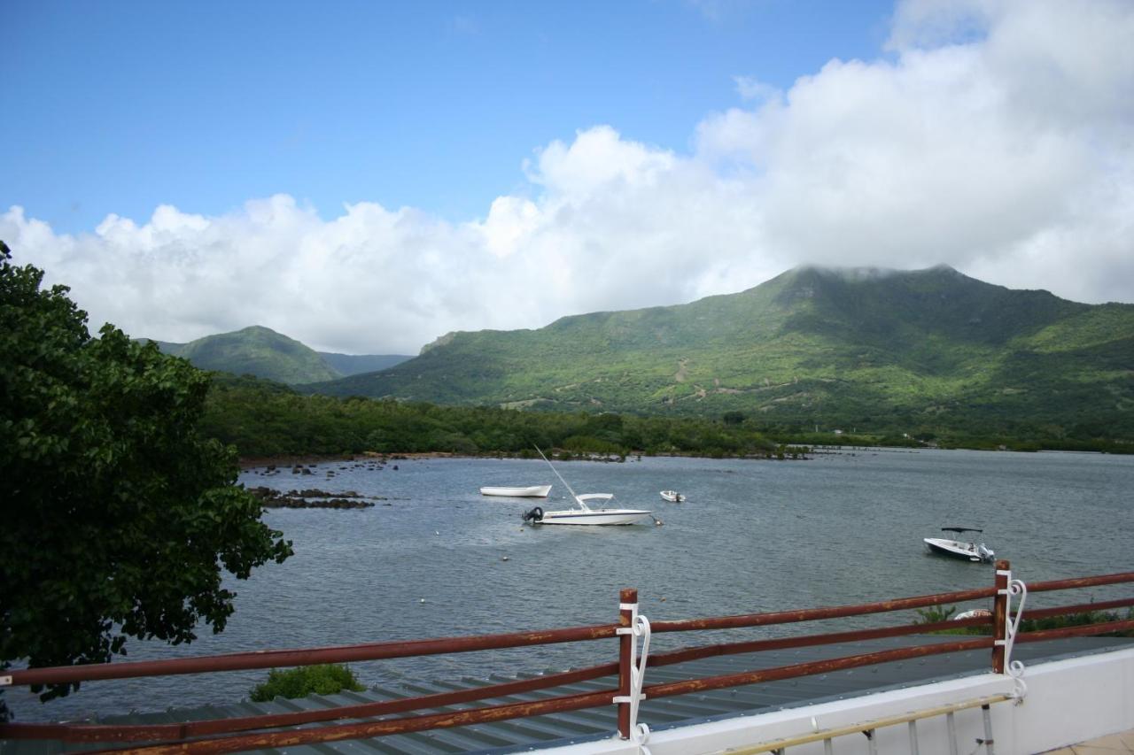 21Lg Ilot Fortier M Sea Front And Swimming Pool 黑河区 外观 照片